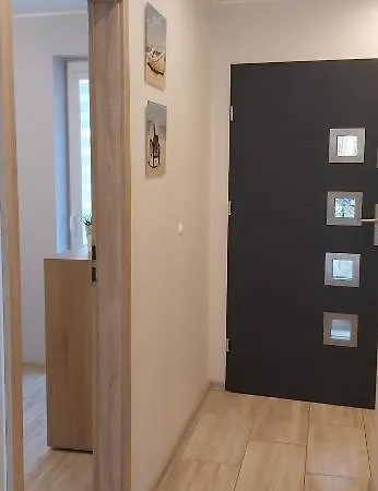 Appartement 7 *