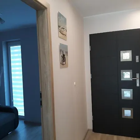 Appartement 7 *